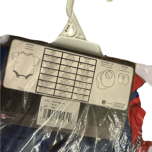 Buffalo Bills Baby Bodysuit Set - Blue and Red 6-9 NWT - Picture 5 of 5